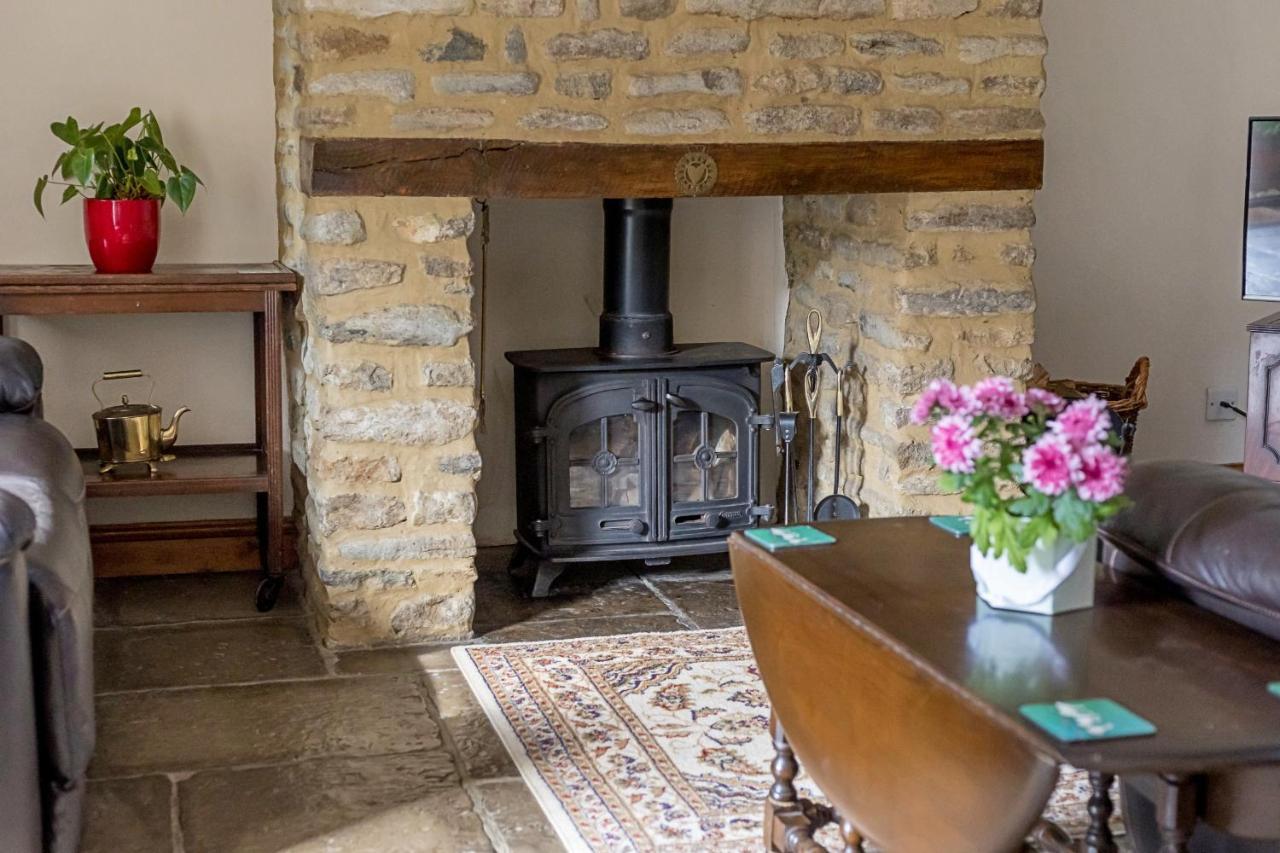 Finest Retreats - Fives Court Cottage North Cheriton Bagian luar foto