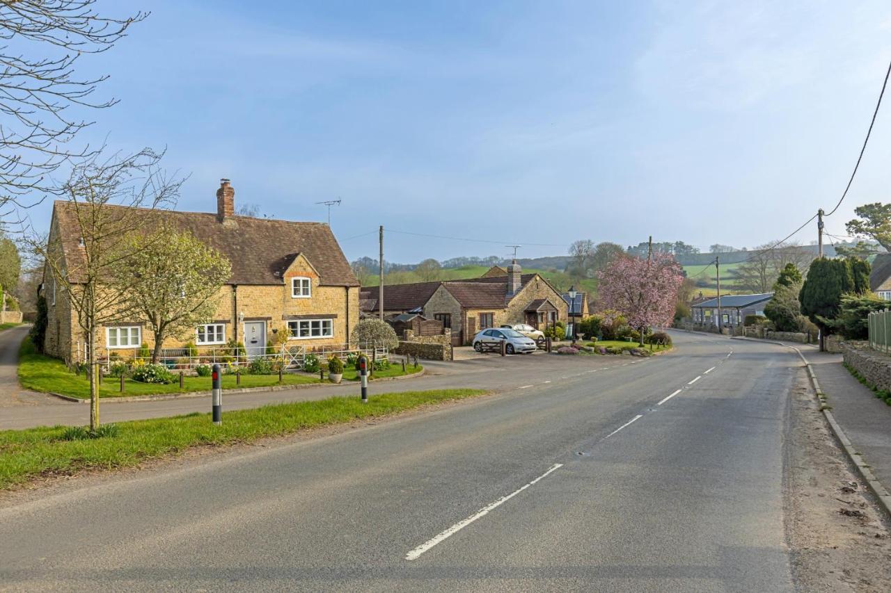 Finest Retreats - Fives Court Cottage North Cheriton Bagian luar foto